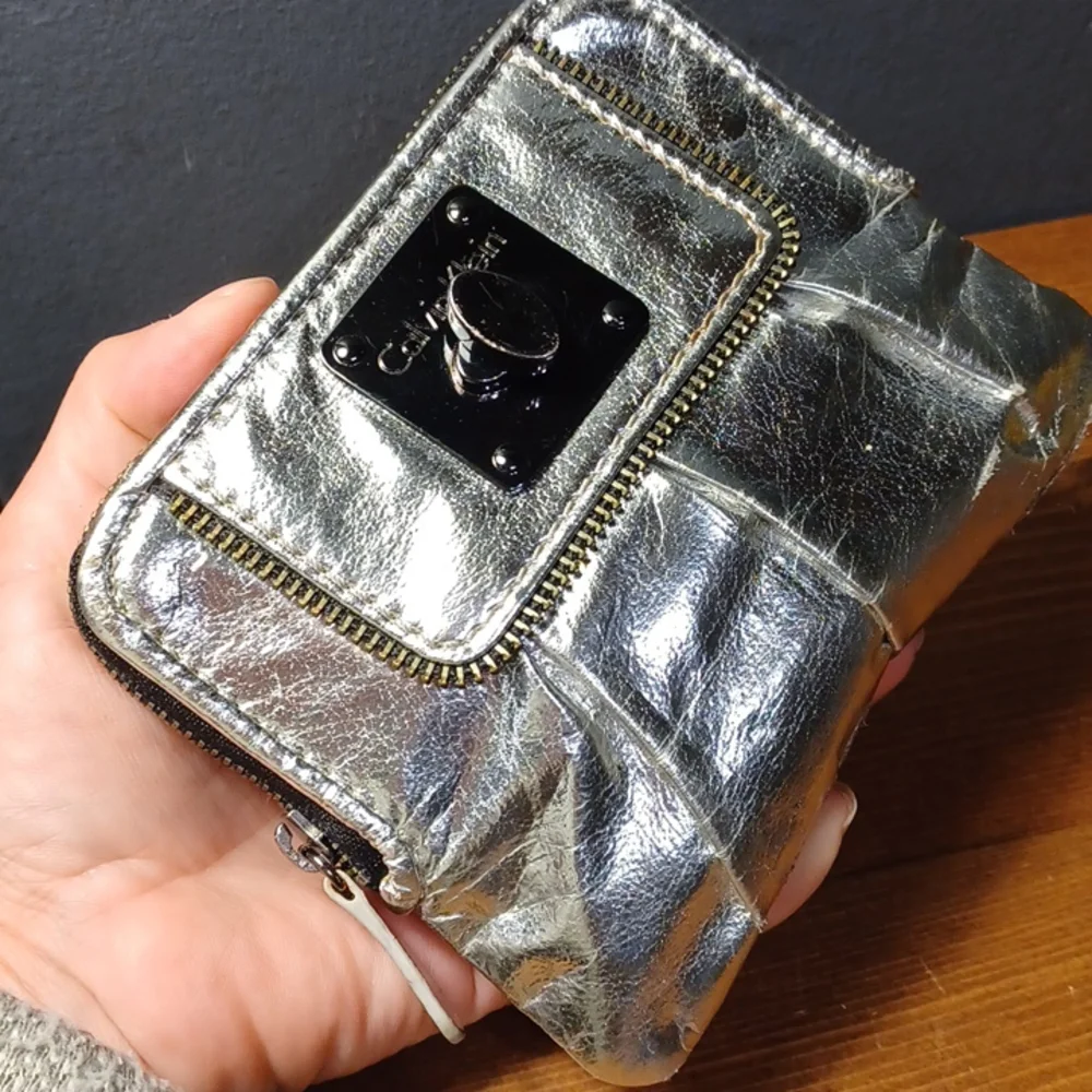 Calvin  Klein  wallet - Picture 12 of 16